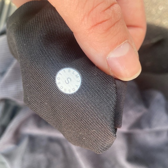 Lululemon T.H.E. Short *Linerless 11" - Picture 14 of 14